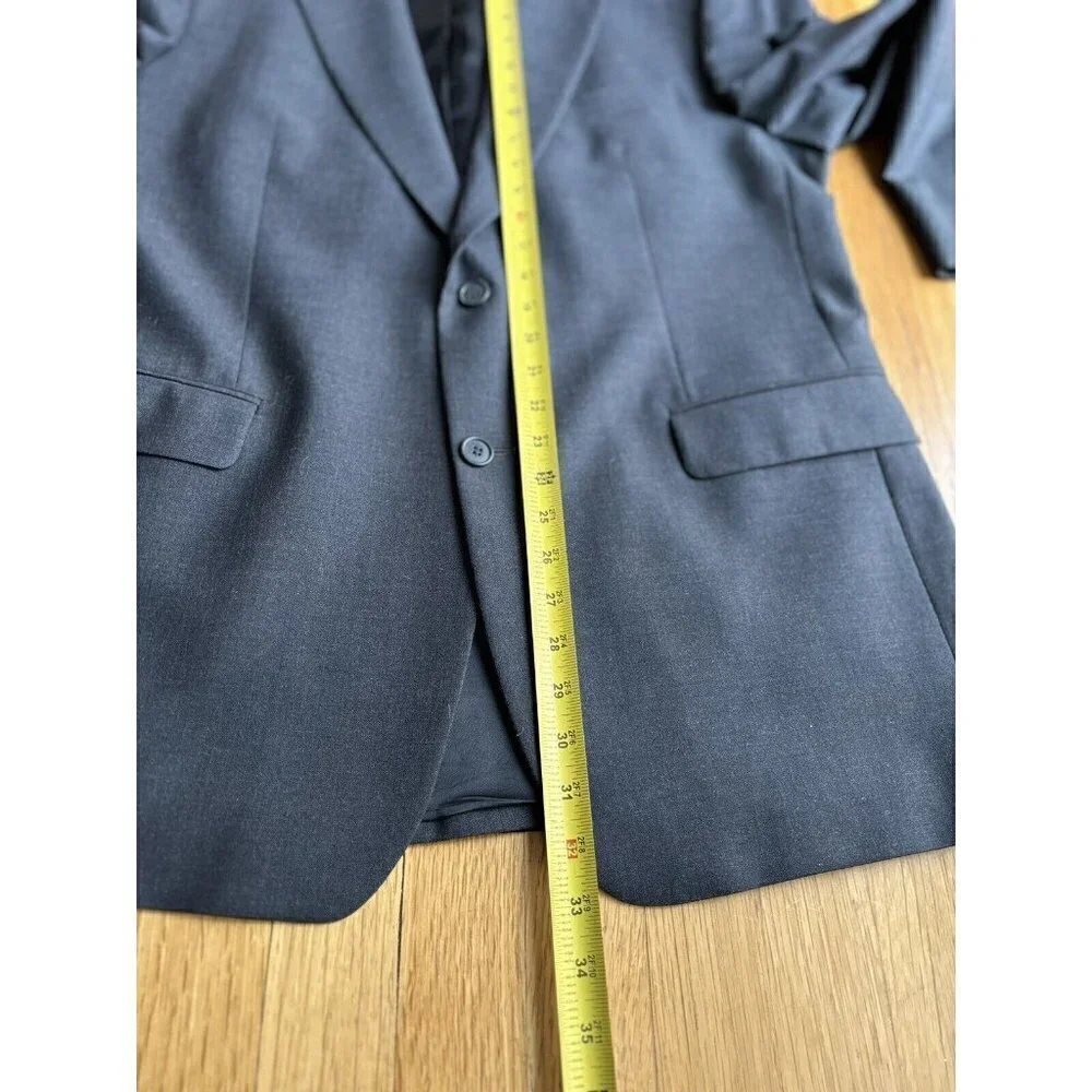 Brooks Brothers Dark Gray Wool Blazer 43 $1,380 made in USA Career Class…​​